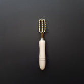 Hitohira Brass Fish Scaler Small