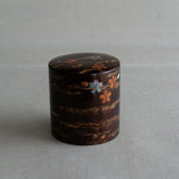Komon Denshiro Sakura Pattern Natural Tea Container (Medium)