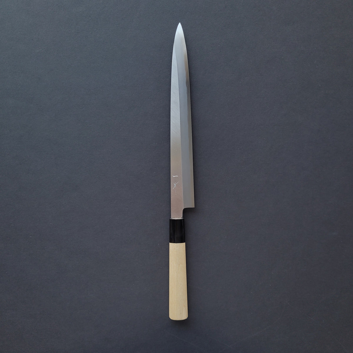 Hitohira Kikuchiyo Manzo White #3 Yanagiba 270mm Ho Wood Handle (D-Shape)