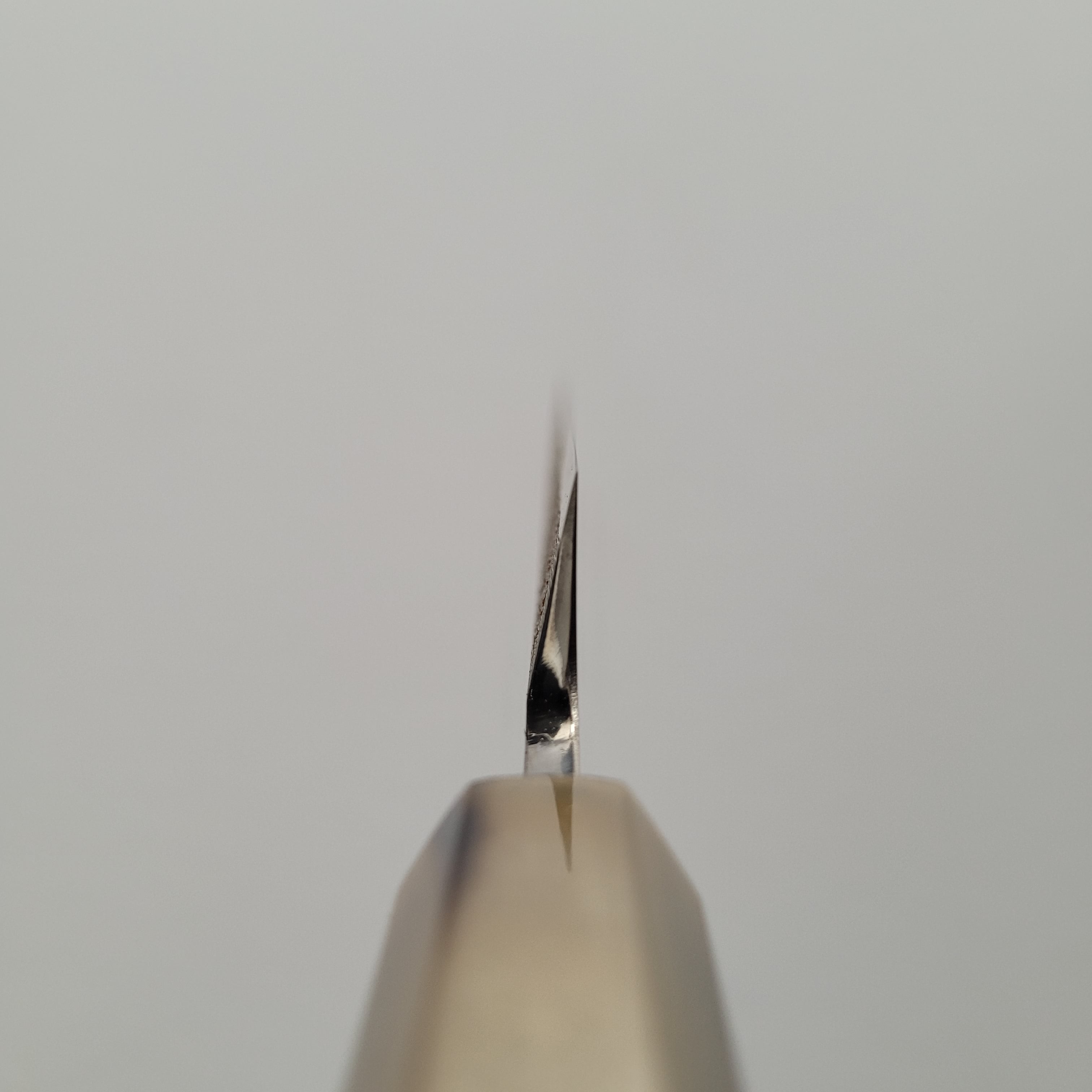 Hitohira Kikuchiyo Mosuke Enmon White #1 Yanagiba 270mm Ebony Handle (Mirror Polished/ Saya)