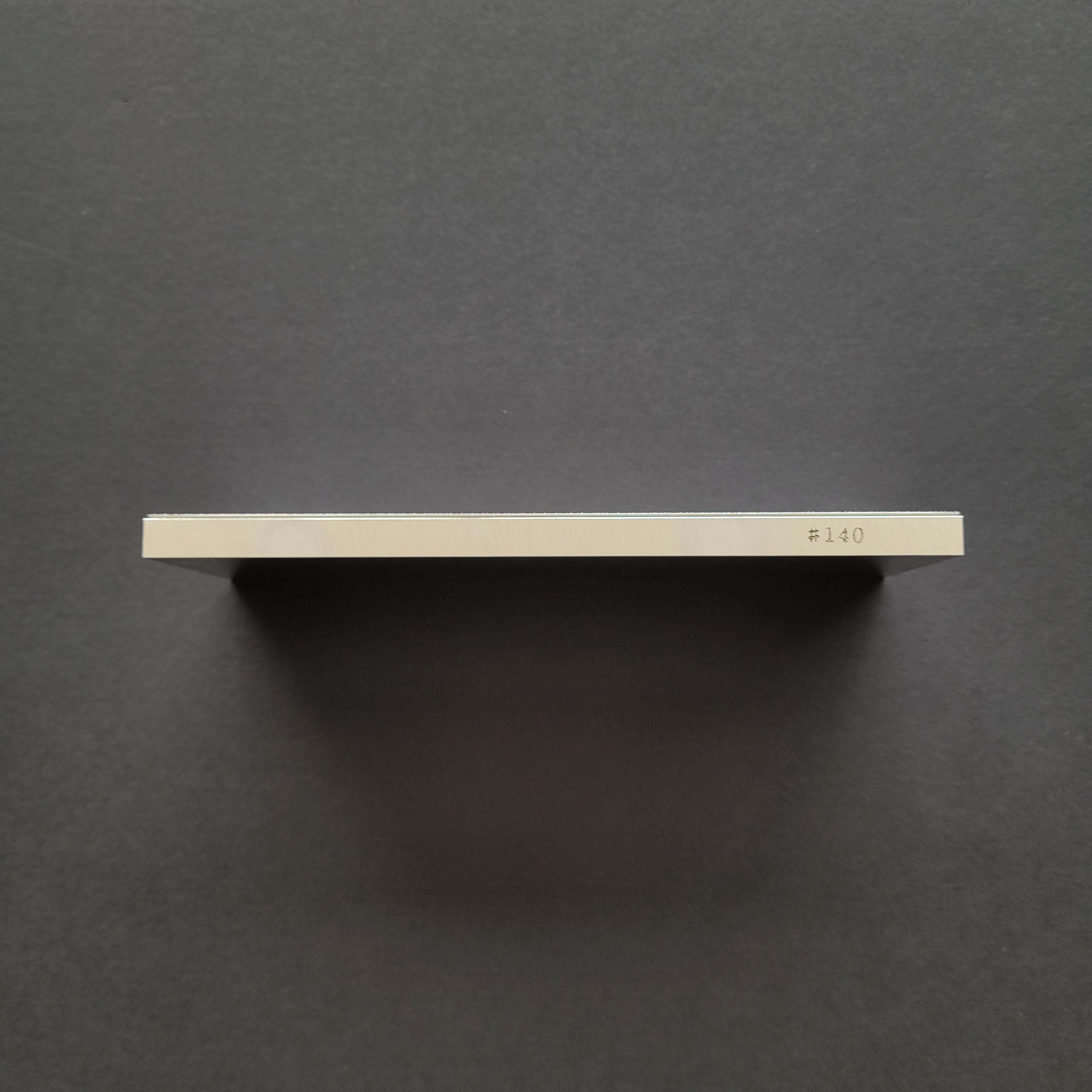 Atoma Diamond Plate #140