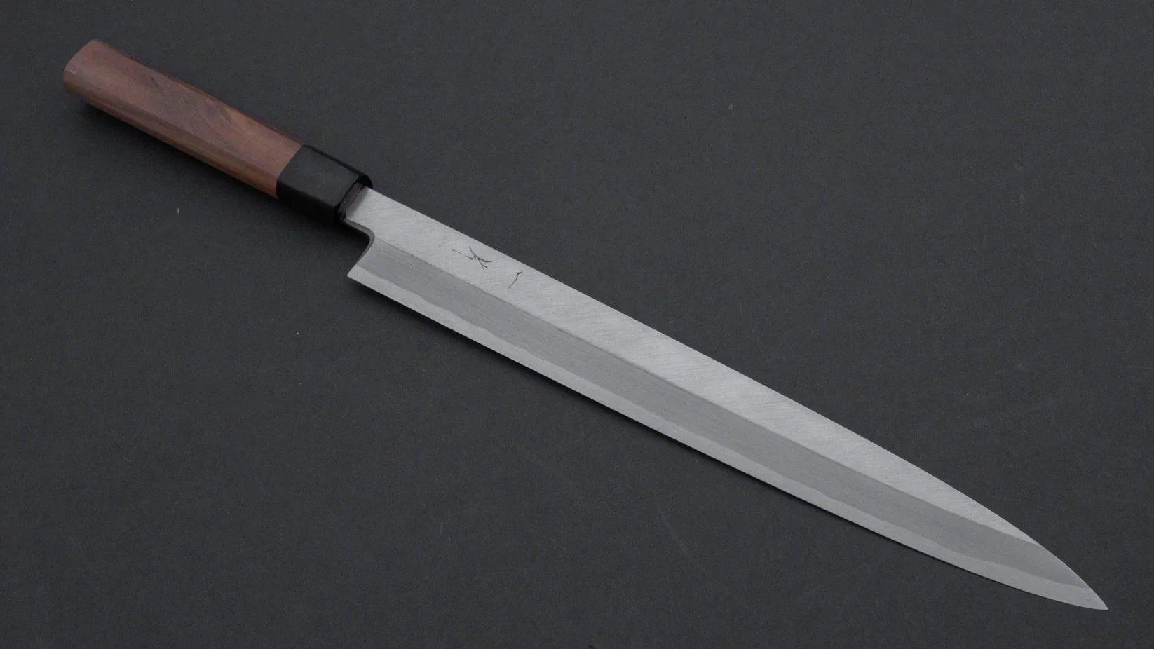 Hitohira Kikuchiyo Manzo White #3 Yanagiba 300mm Walnut Handle (Saya)