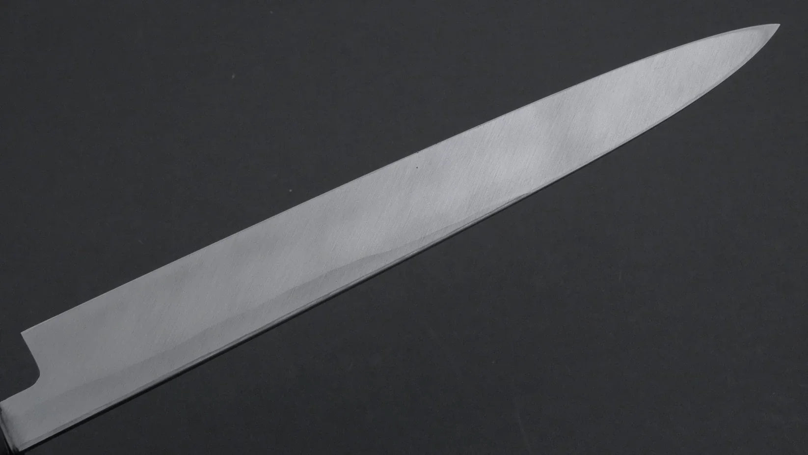 Hitohira Kikuchiyo Manzo White #3 Yanagiba 300mm Walnut Handle (Saya)