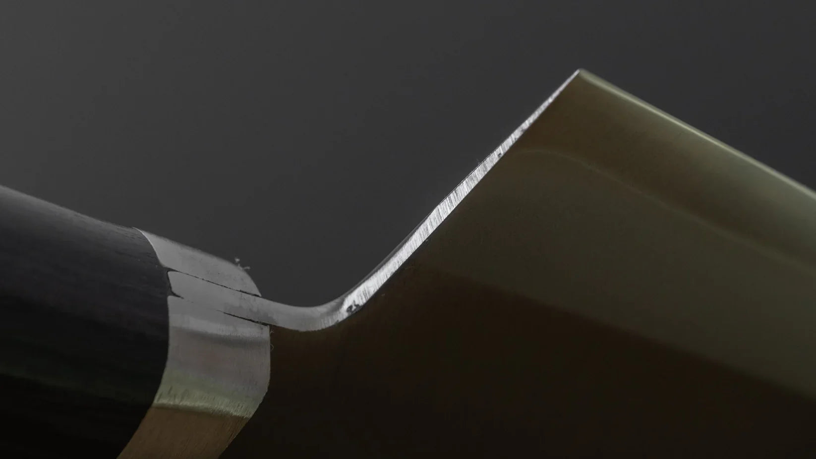 Hitohira Imojiya MZ Chromax Santoku 165mm Pakka Handle