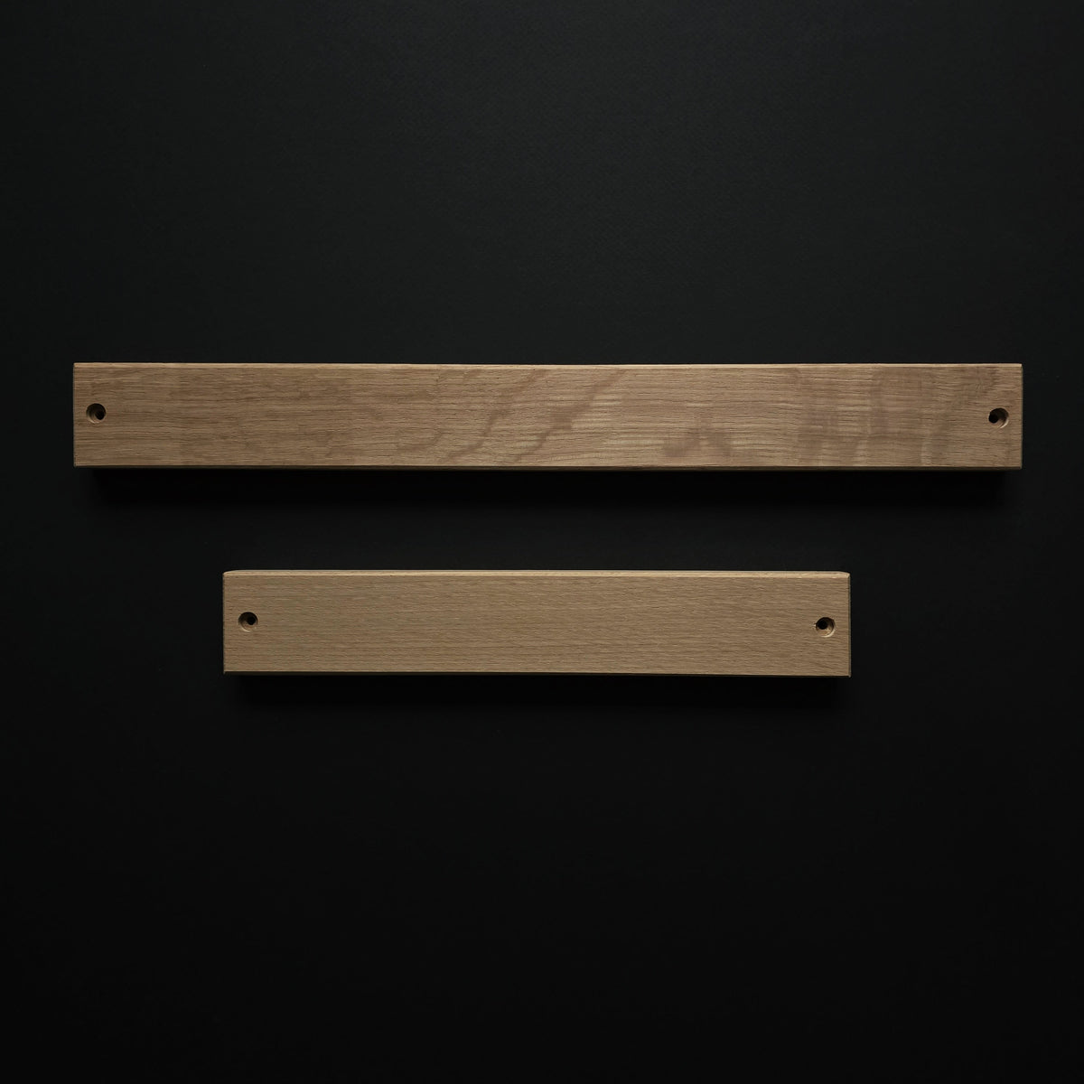 Benchcrafted MAG-BLOK Quartered Oak Magnetic Knife Holder