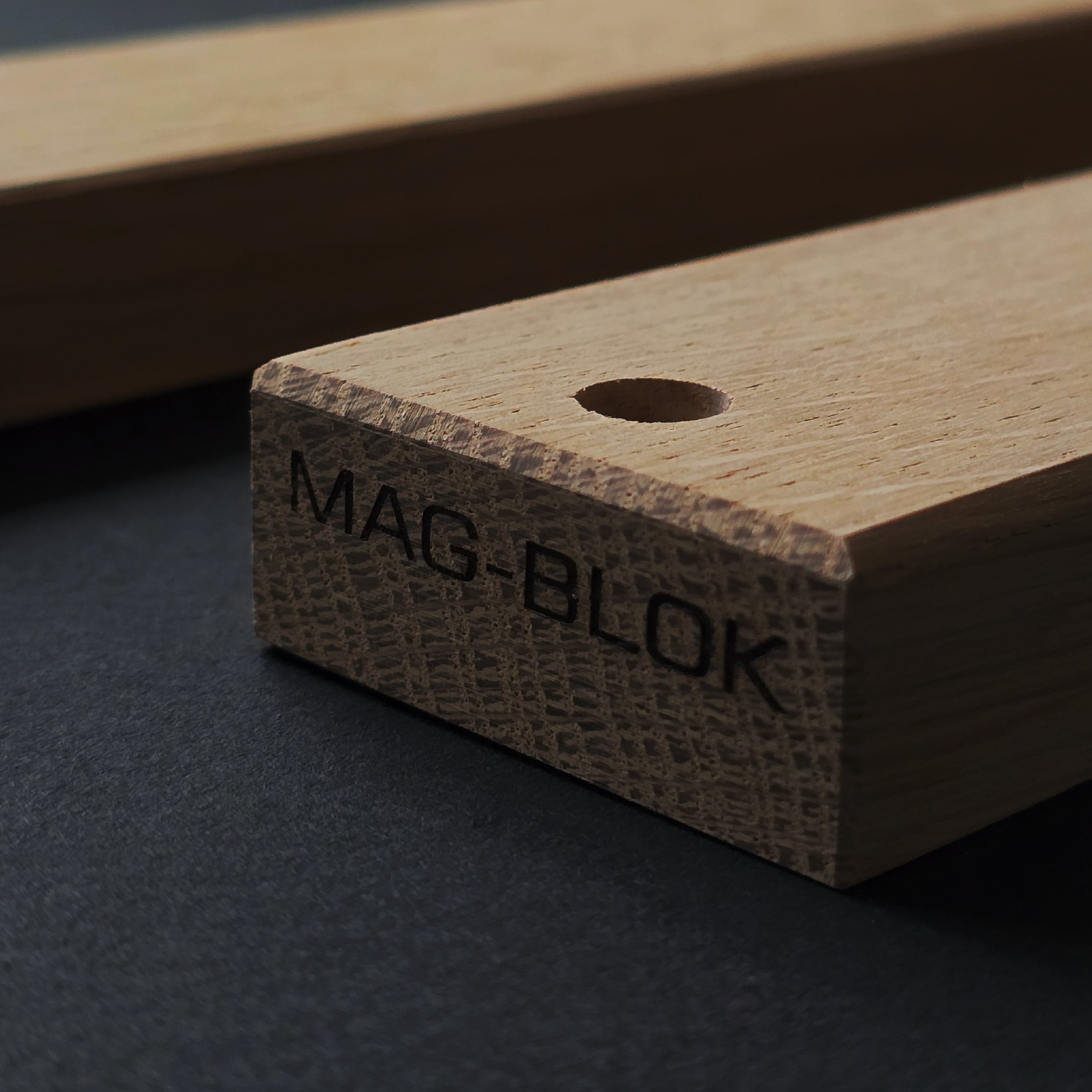 Benchcrafted MAG-BLOK Quartered Oak Magnetic Knife Holder